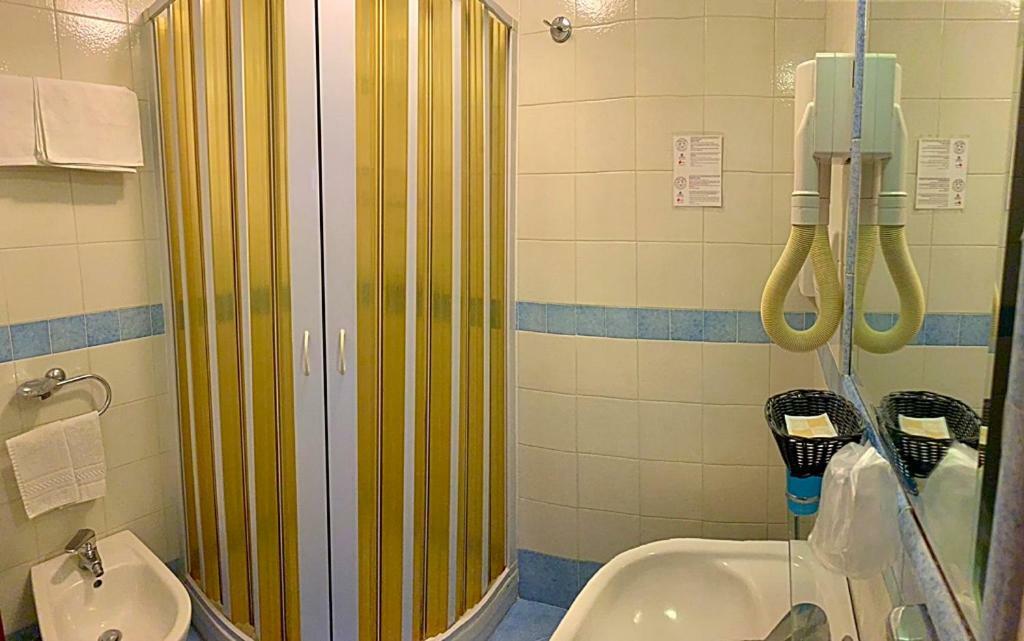 Hotel La Pergoletta SantʼAgata sui Due Golfi Екстериор снимка